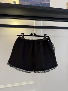 CHANEL Black High-Waist Lace-Trim Shorts